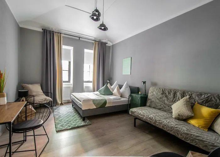 Stylish Apartments Close To Eden Garden