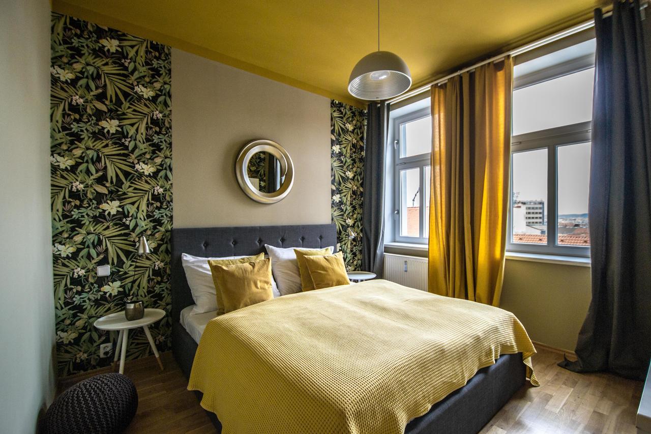 Апартаменты Stylish Close To Eden Garden *