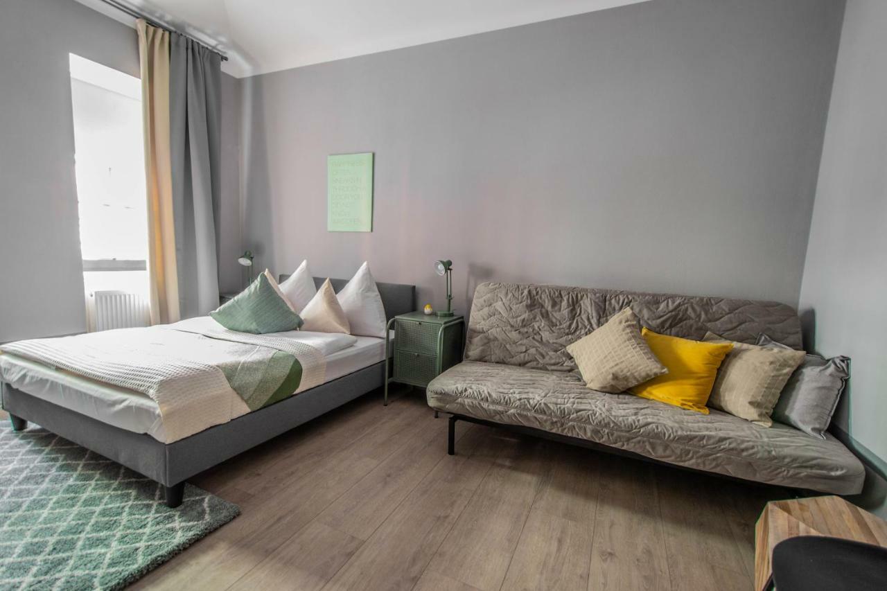 Апартаменты Stylish Close To Eden Garden *